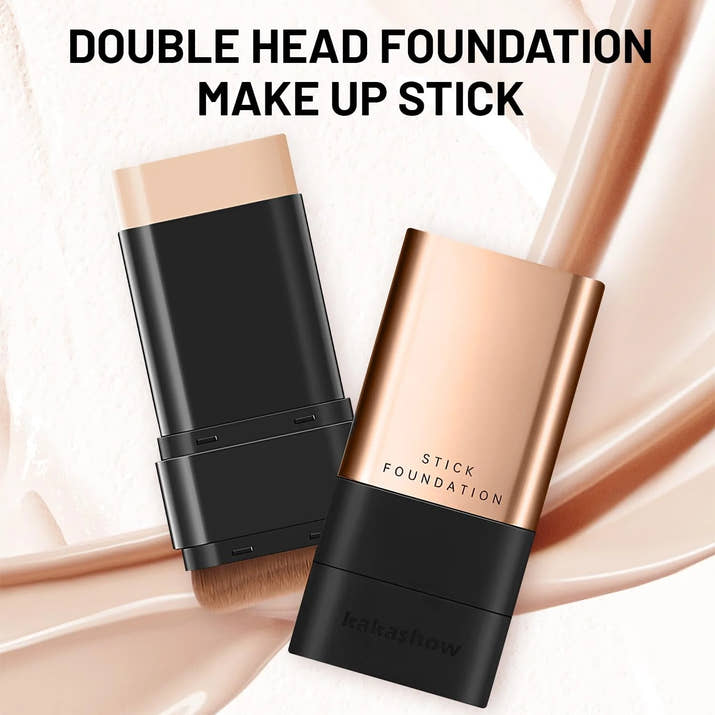 2-in-1 dual action Foundation Stick™